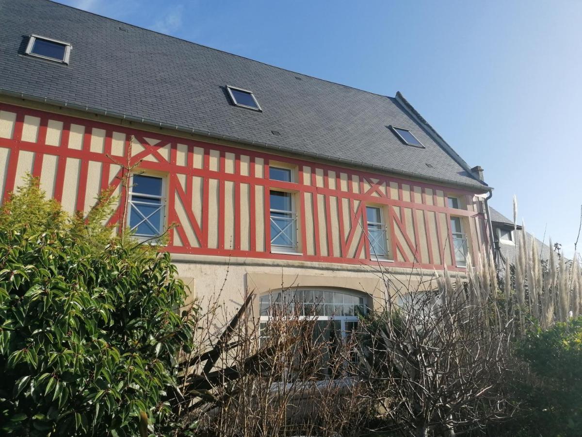 Nid De Pie Grand Duplex Lumineux Cadre Verdoyant Calme A 5 Mn De La Mer Pres Port En Bessin, Bayeux, Omaha Beach, Commes Екстериор снимка