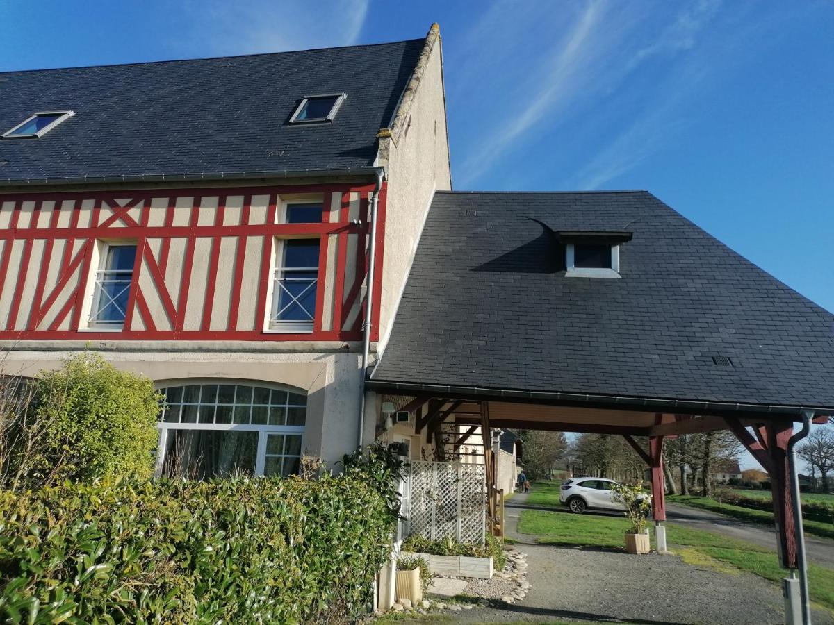 Nid De Pie Grand Duplex Lumineux Cadre Verdoyant Calme A 5 Mn De La Mer Pres Port En Bessin, Bayeux, Omaha Beach, Commes Екстериор снимка