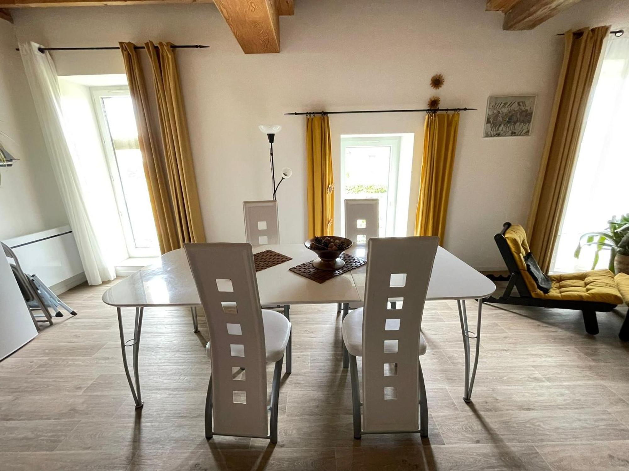 Nid De Pie Grand Duplex Lumineux Cadre Verdoyant Calme A 5 Mn De La Mer Pres Port En Bessin, Bayeux, Omaha Beach, Commes Екстериор снимка